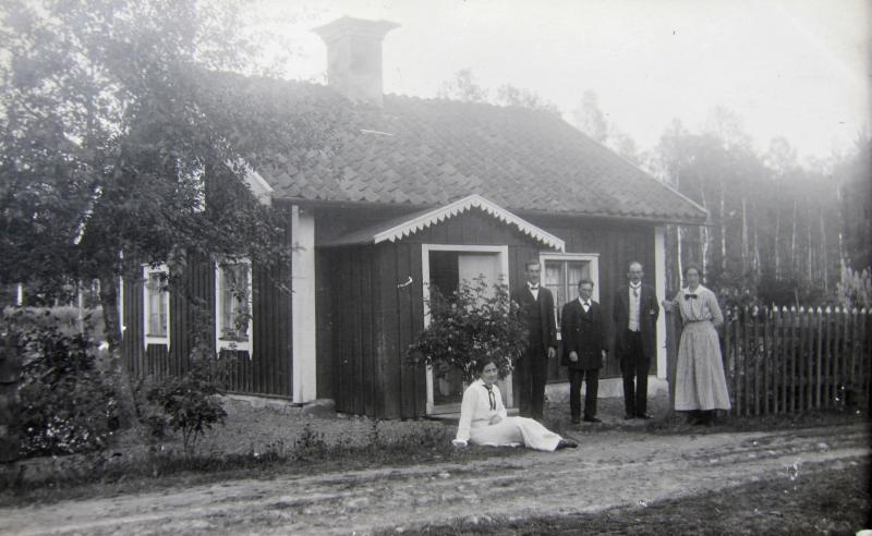 farmor_sofies_familj_utanför_bernstorp